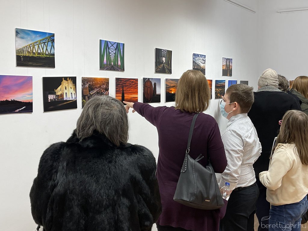 Naptárfotó pályázat - eredményhirdetés és kiállítás 32